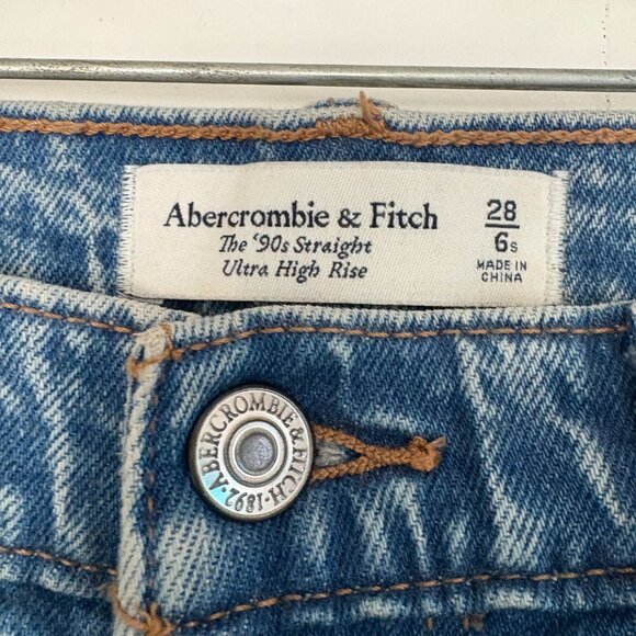 Abercrombie & Fitch Ultra High Rise Cargo Blue Jeans - Size 28/6s Curve Love - Picture 3 of 5